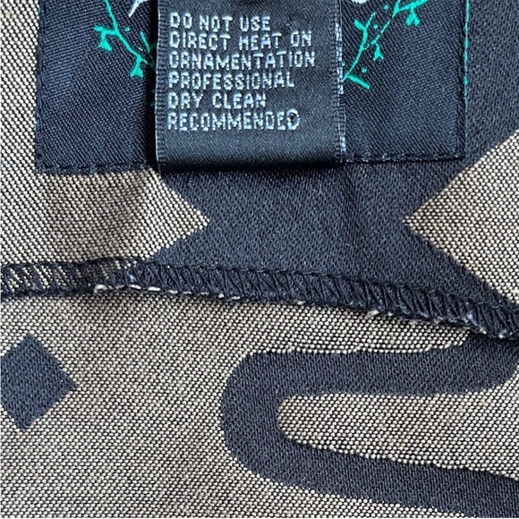 Ashro Black and Gold Ethnic African Print Sleeveless Sheath Dress Size 8 - Picture 11 of 11